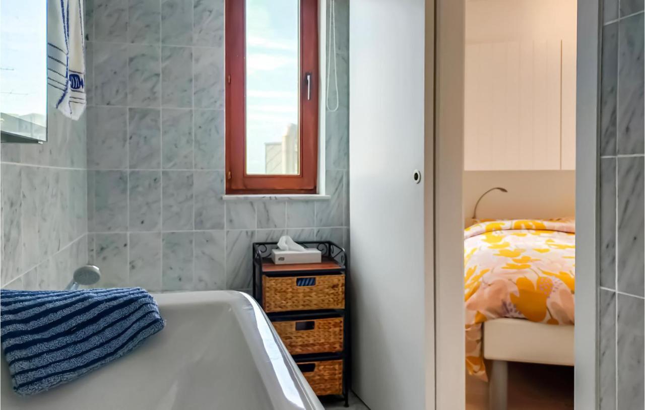 Appartement Beautiful In With Wifi&1 Bedrooms *